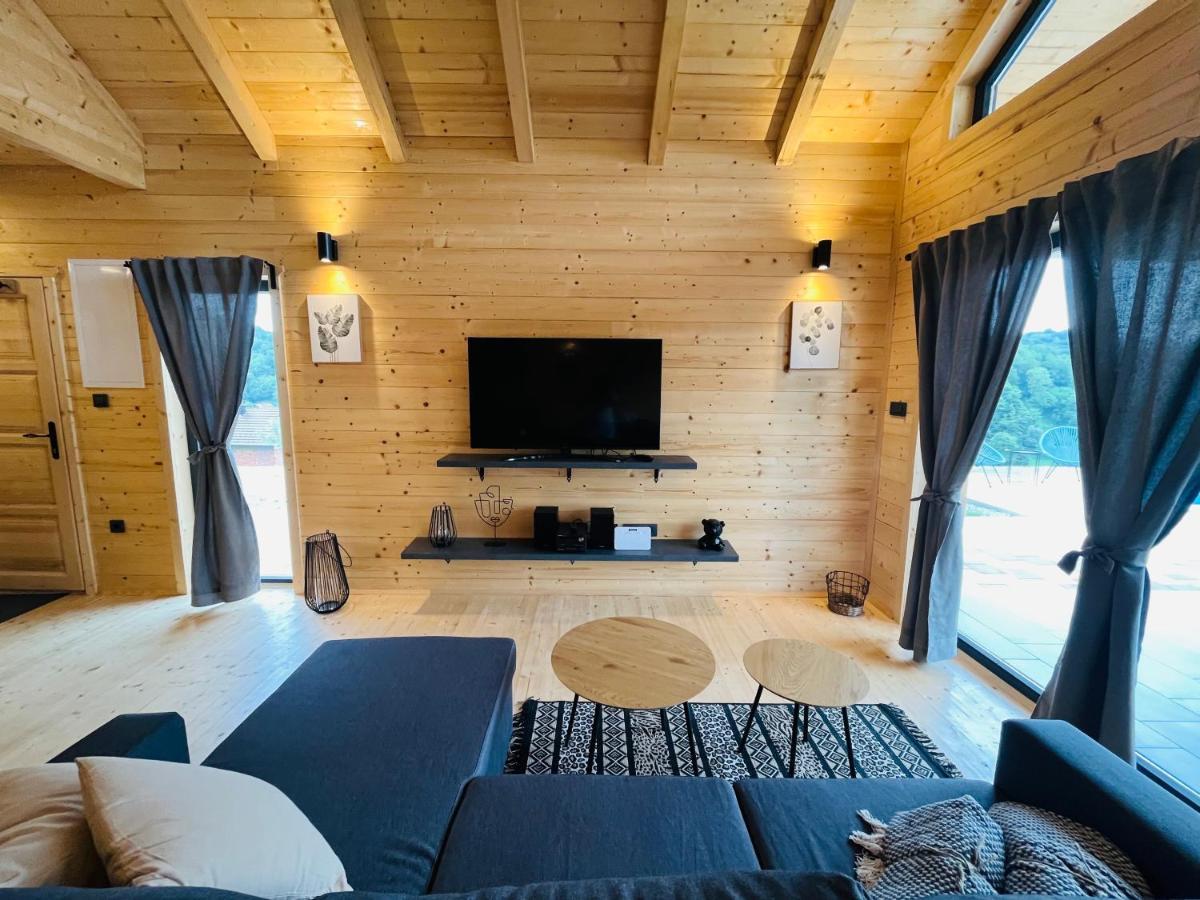 Holiday House Adamo Selno Bagian luar foto