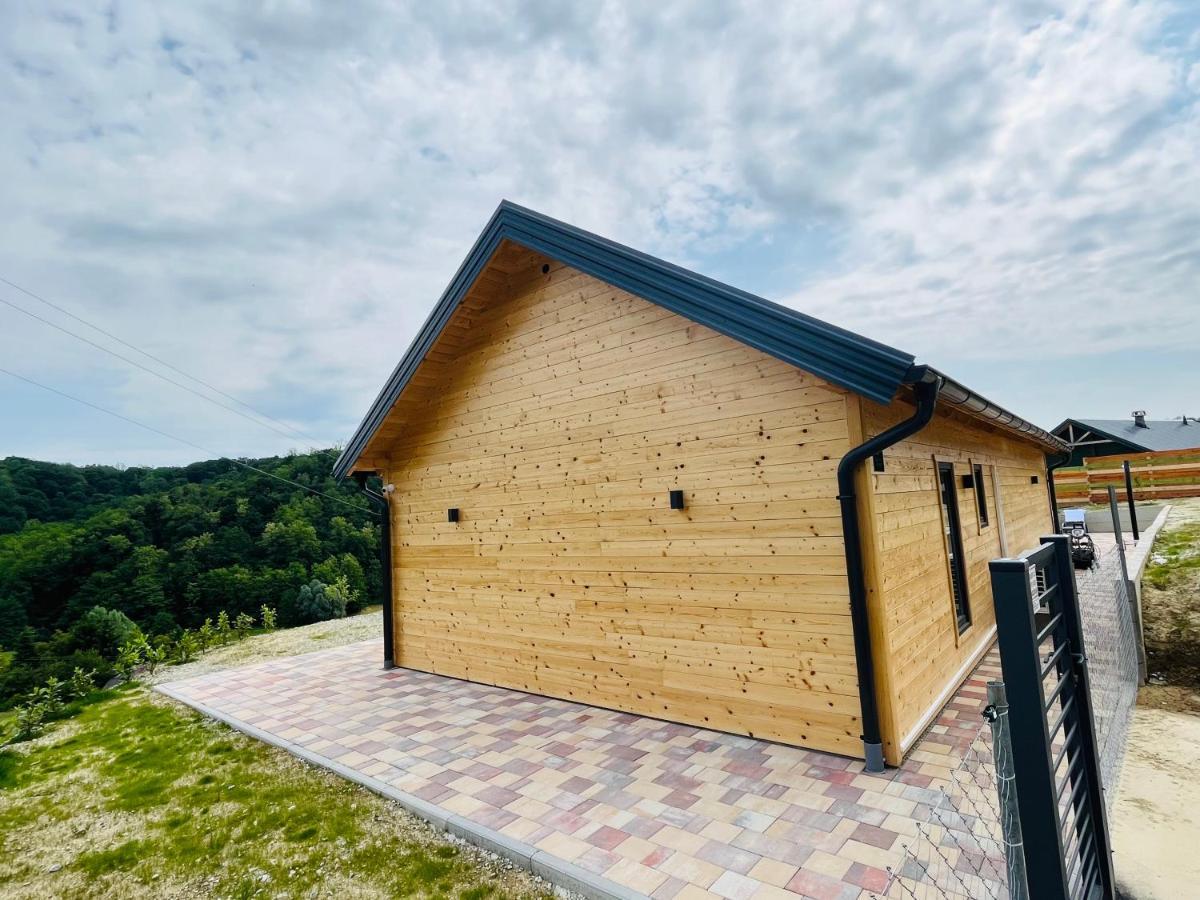 Holiday House Adamo Selno Bagian luar foto
