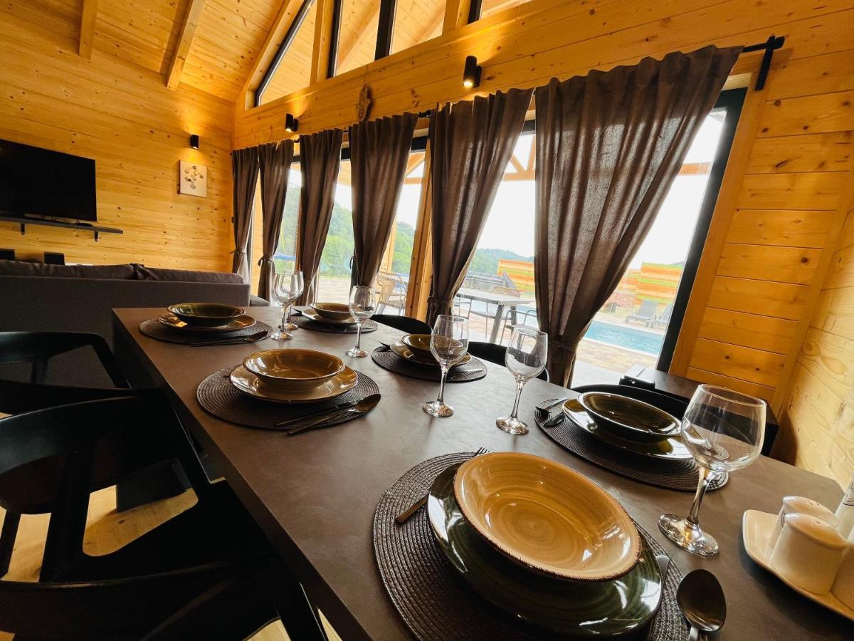 Holiday House Adamo Selno Bagian luar foto